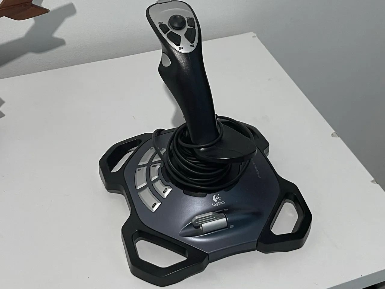 Joystick logitec force 3d pro