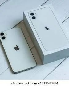 iPhone 11 Branco 128GB - Na Caixa - Muito Bem Cuidado!