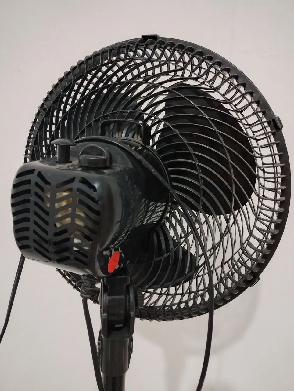  Ventilador Ventisol 30cm com defeito  - Foto 4