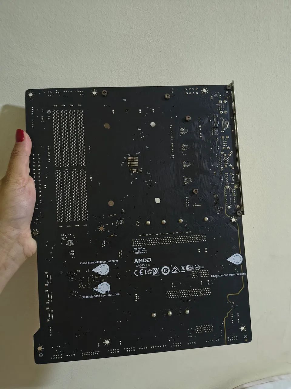 Placa Mãe B550 MSI GAMING PLUS - Foto 2