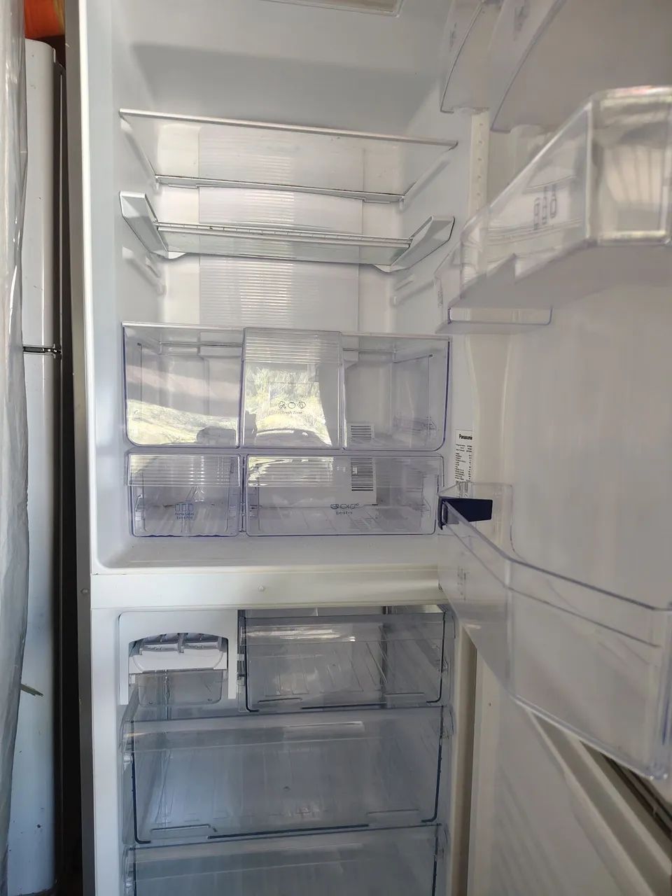 Geladeira Panasonic com DEFEITO 500$ - Foto 4