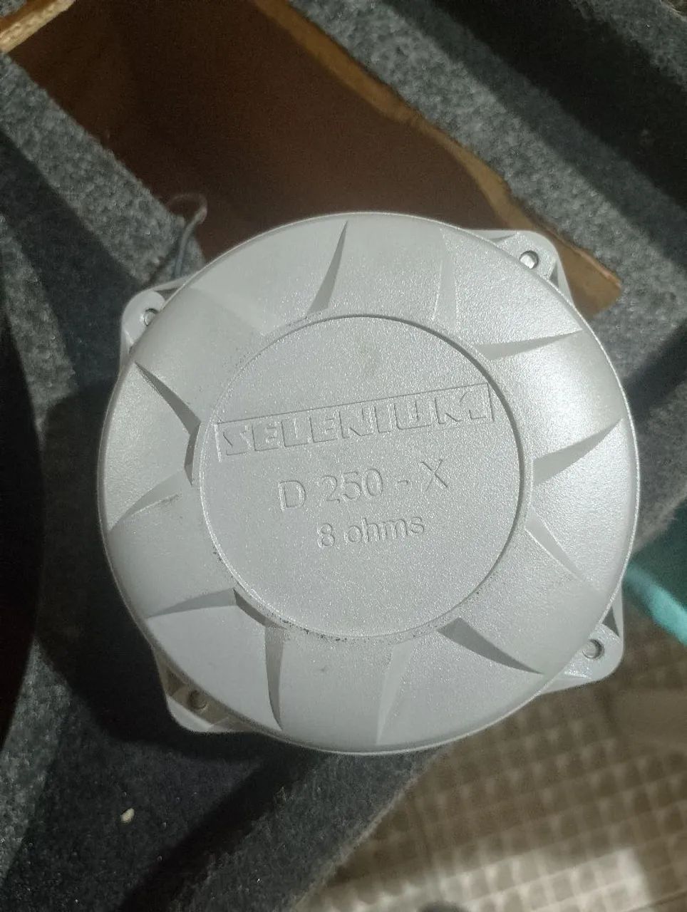 Par de caixa de som 250 watts 3 vias 15 polegadas tudo Selenium  - Foto 2