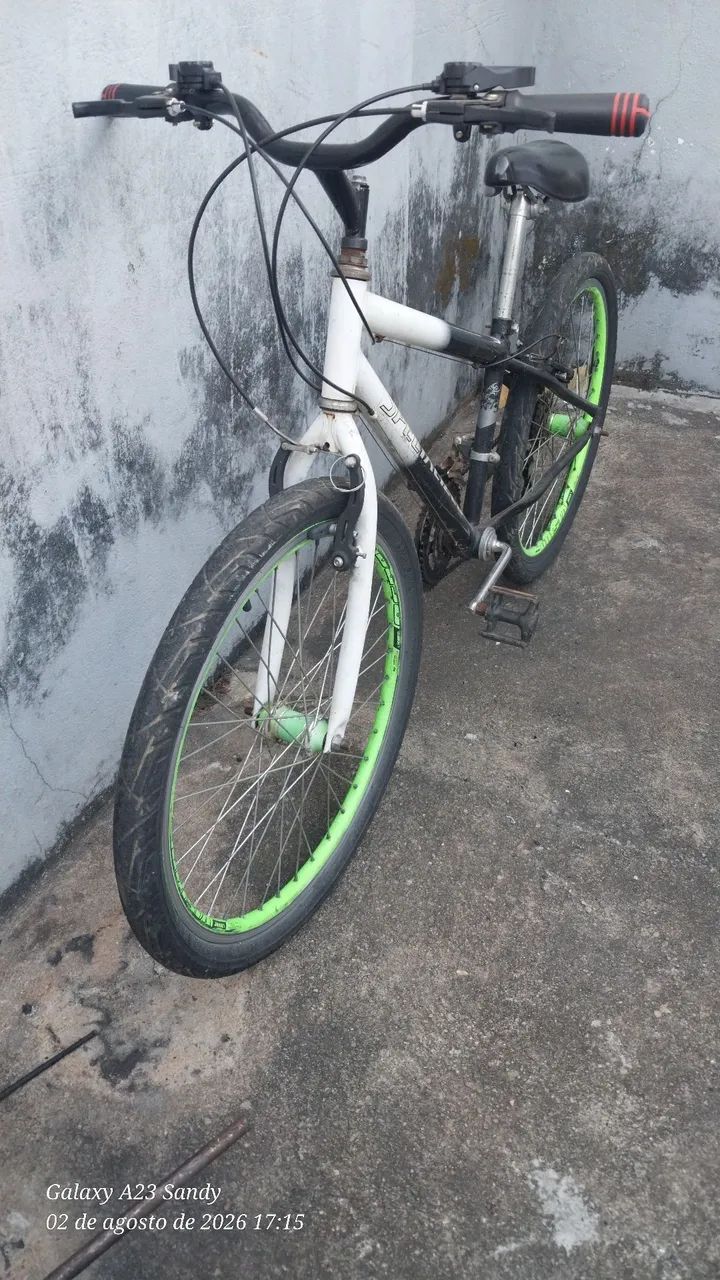 Bicicleta boa aro 24 - Foto 4