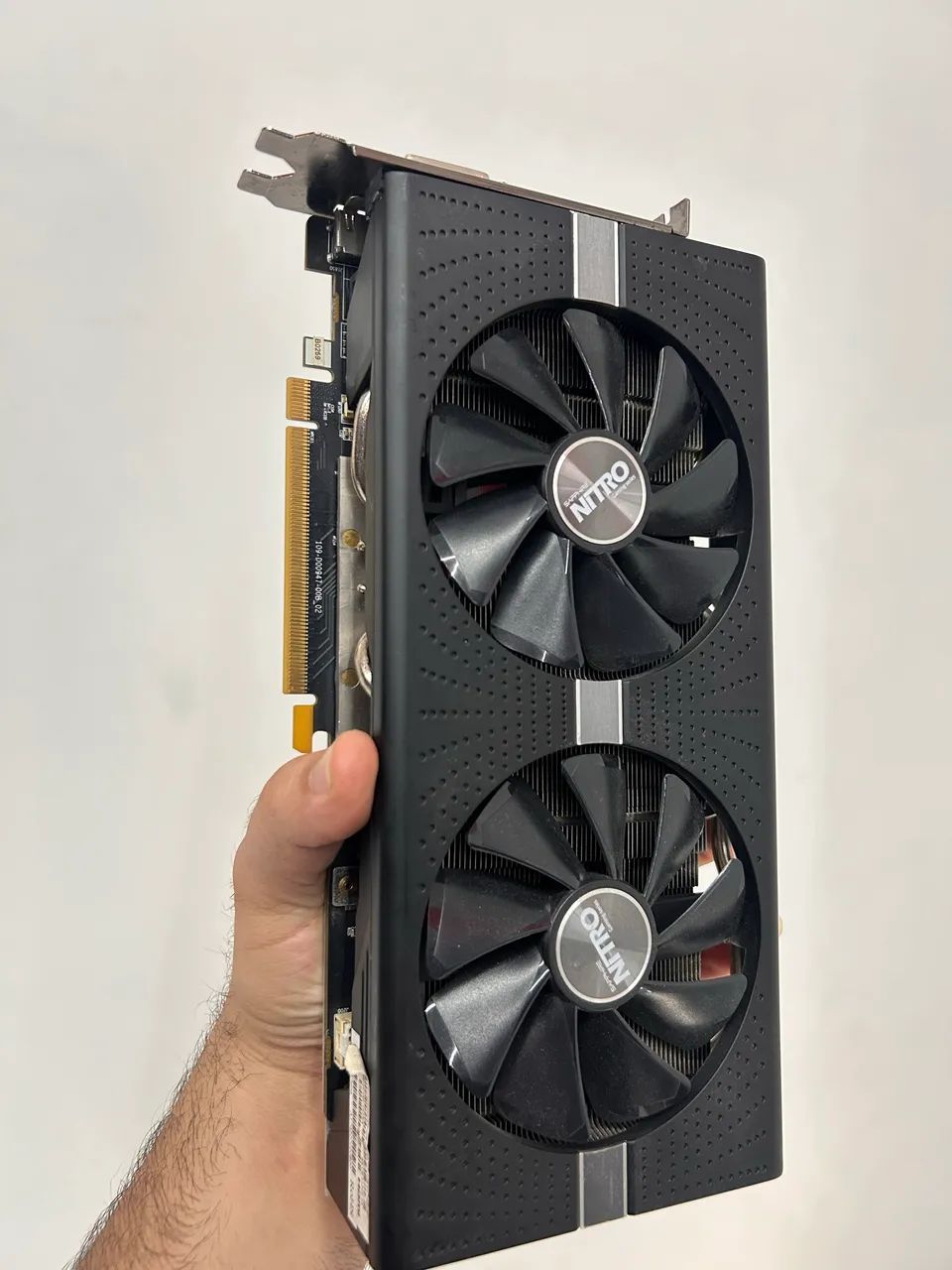 Placa de vídeo RX570 Sapphire Nitro 256bits - Foto 5