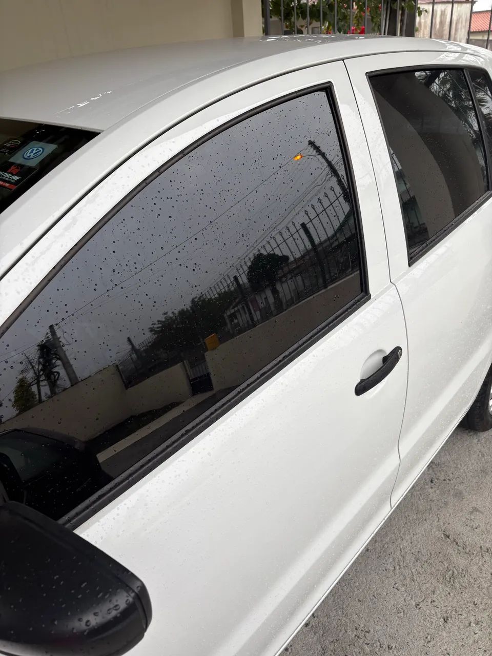 Volkswagen Fox 1.0 MI Total Flex 8V 5P 2014 - Foto 5