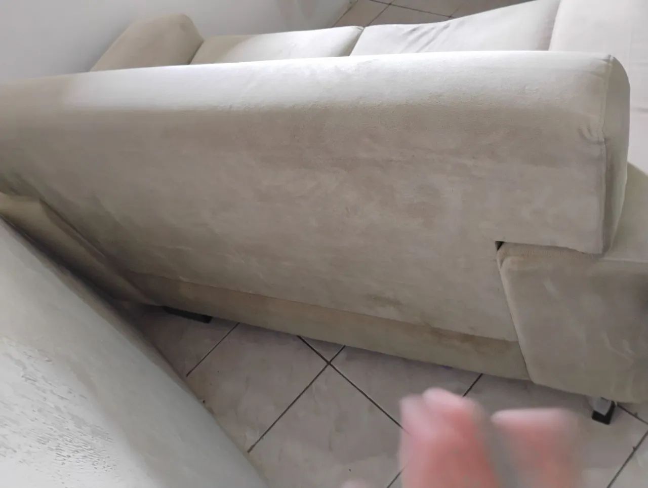 Sofá de dois lugares cinza - Foto 5