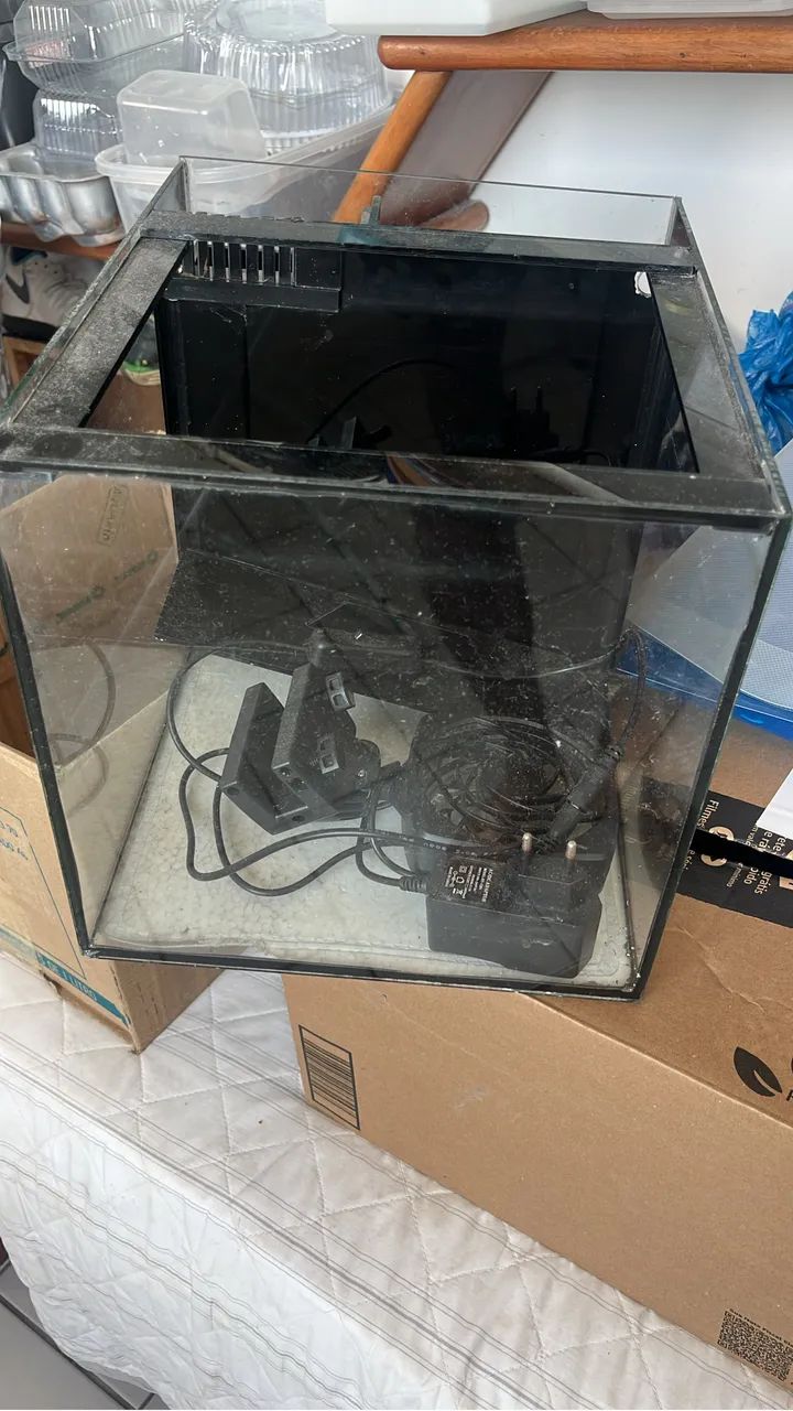 Aquario nano com sump traseiro 