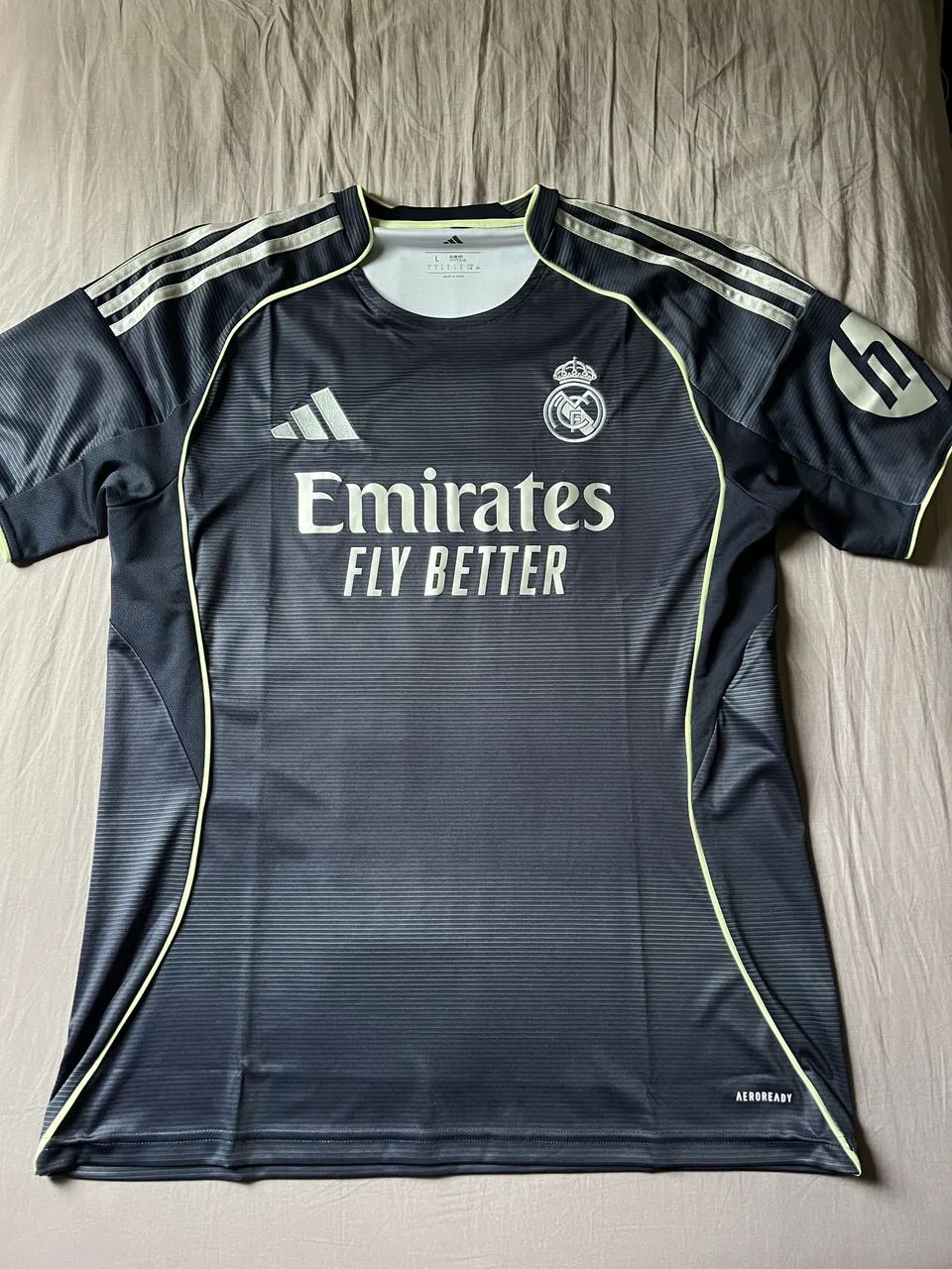 Camisa Original Real Madrid 2025 - Foto 2