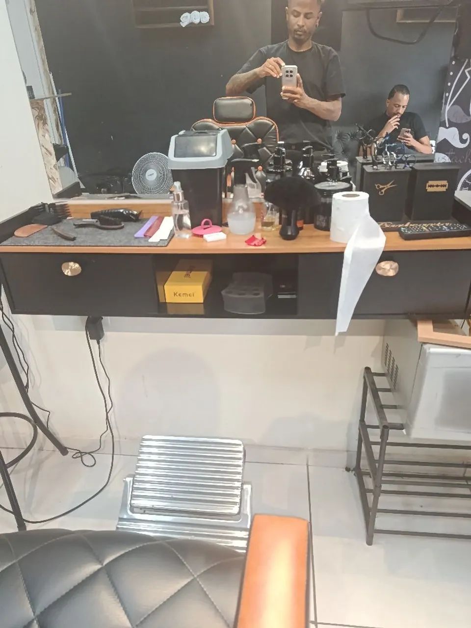 Vendo bancada pra barbearia  - Foto 2