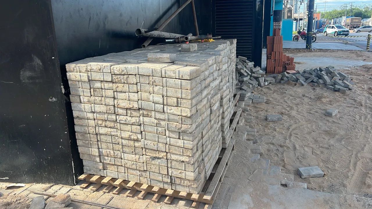 Paver de cimento 0,10 X0,20 cm piso