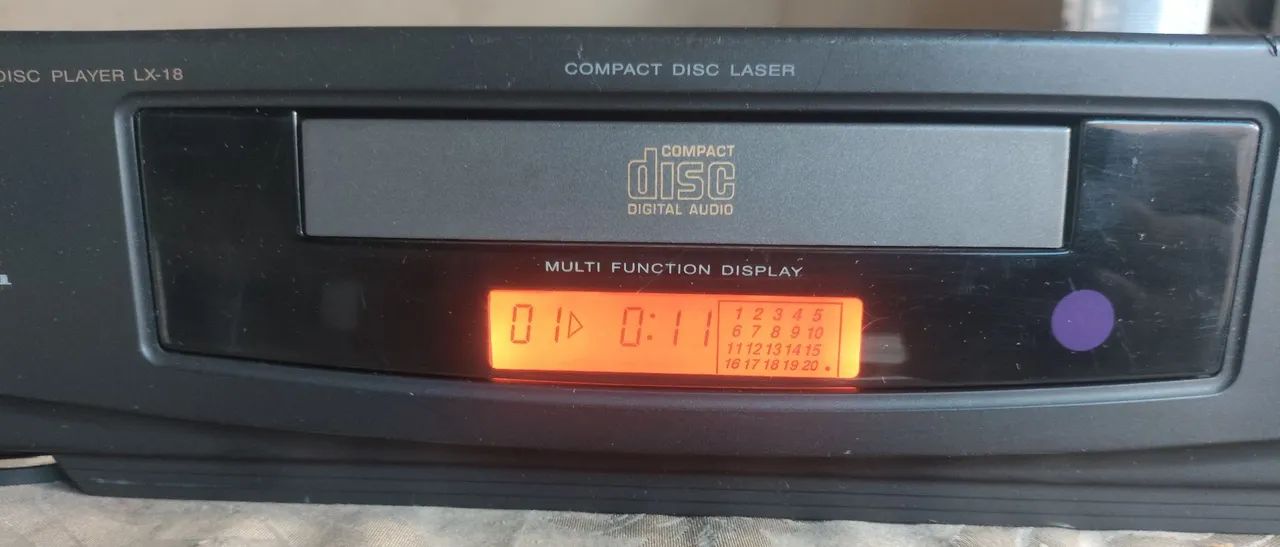 Cd player Cce Lx18 funcionando tudo perfeitamente bem conservado  - Foto 3