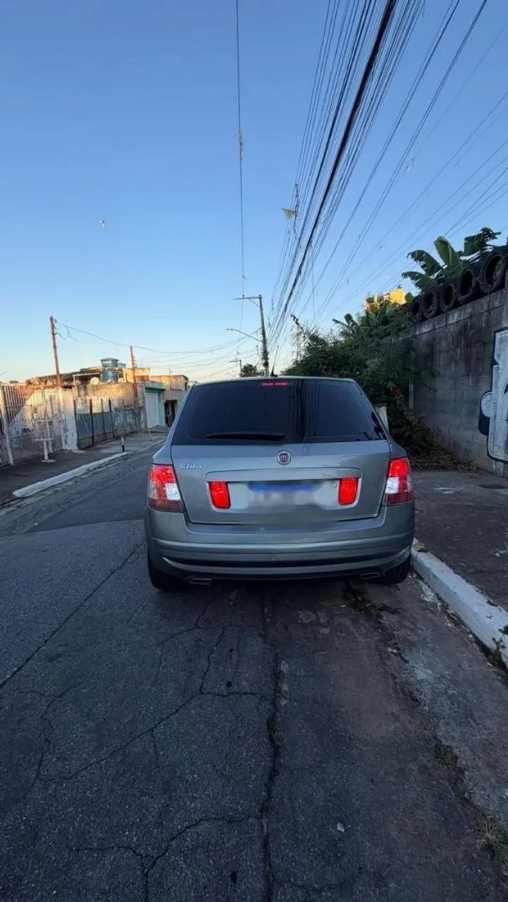 Fiat Stilo 1.8 SP Flex 8V 5P 2011 - Foto 3