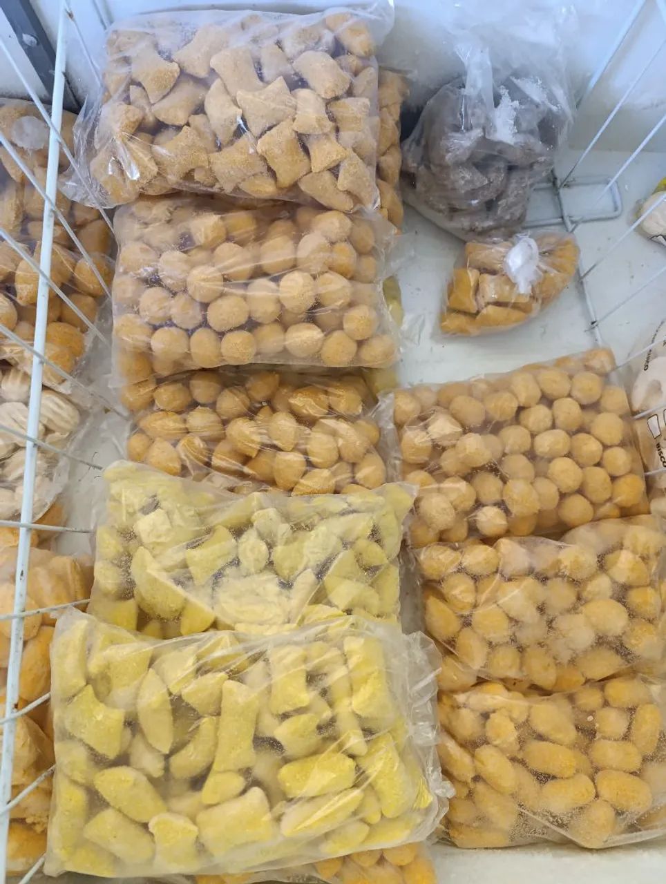 Vendemos salgadinho de festas e picolés para Eventos. - Foto 2