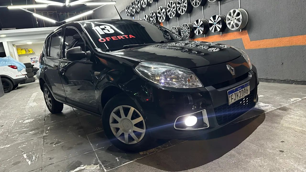 Renault Sandero 2013