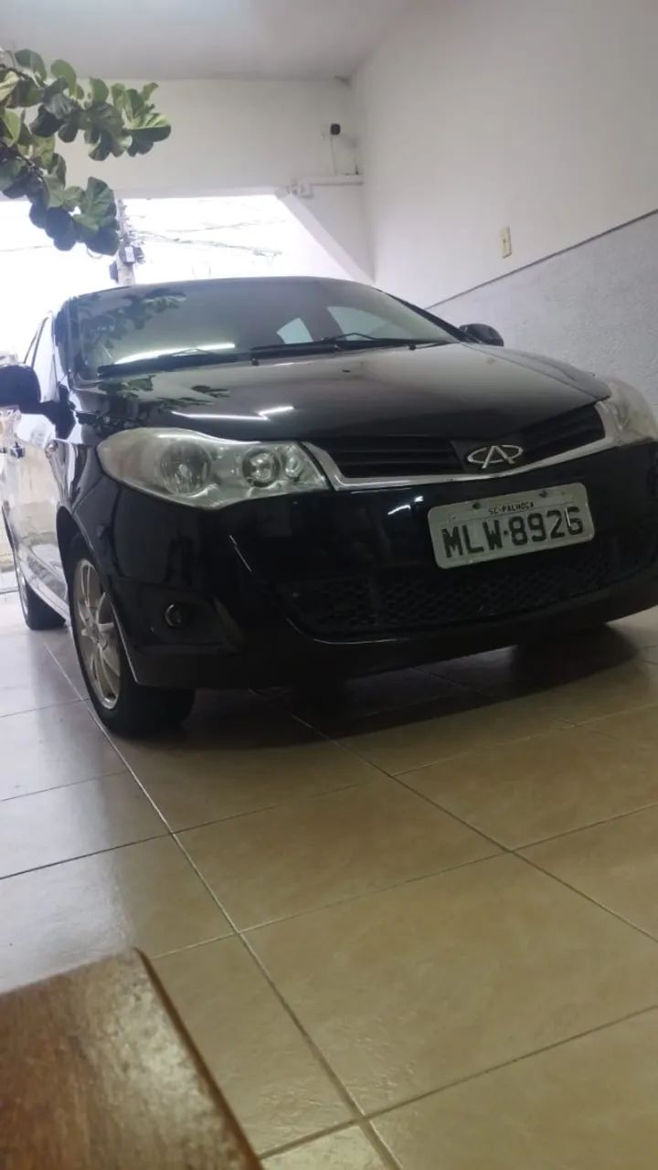 Chery Celer Hatch 1.5 16V Flex 5P 2013