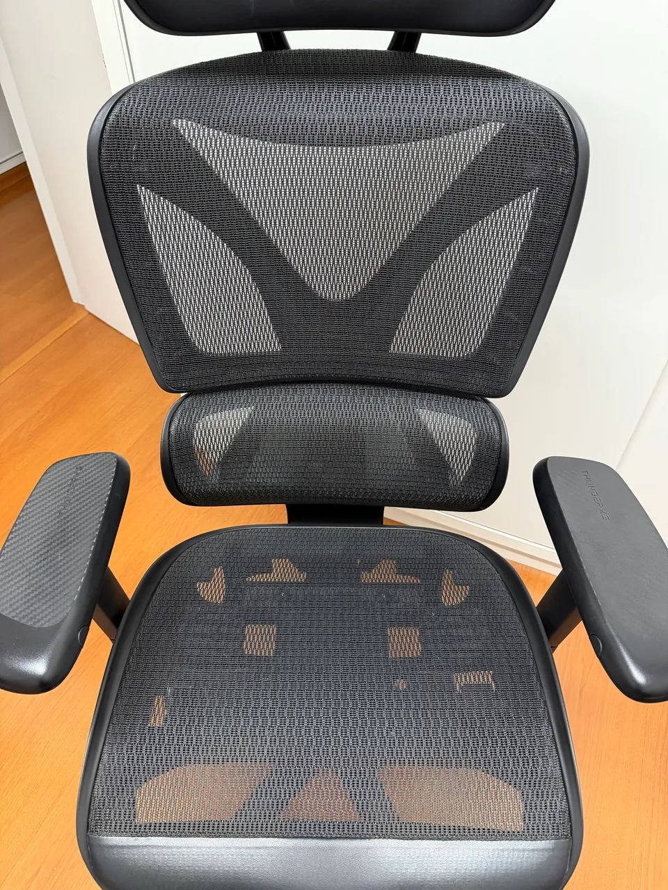 Cadeira Ergonômica ThunderX3 XTC - Foto 3