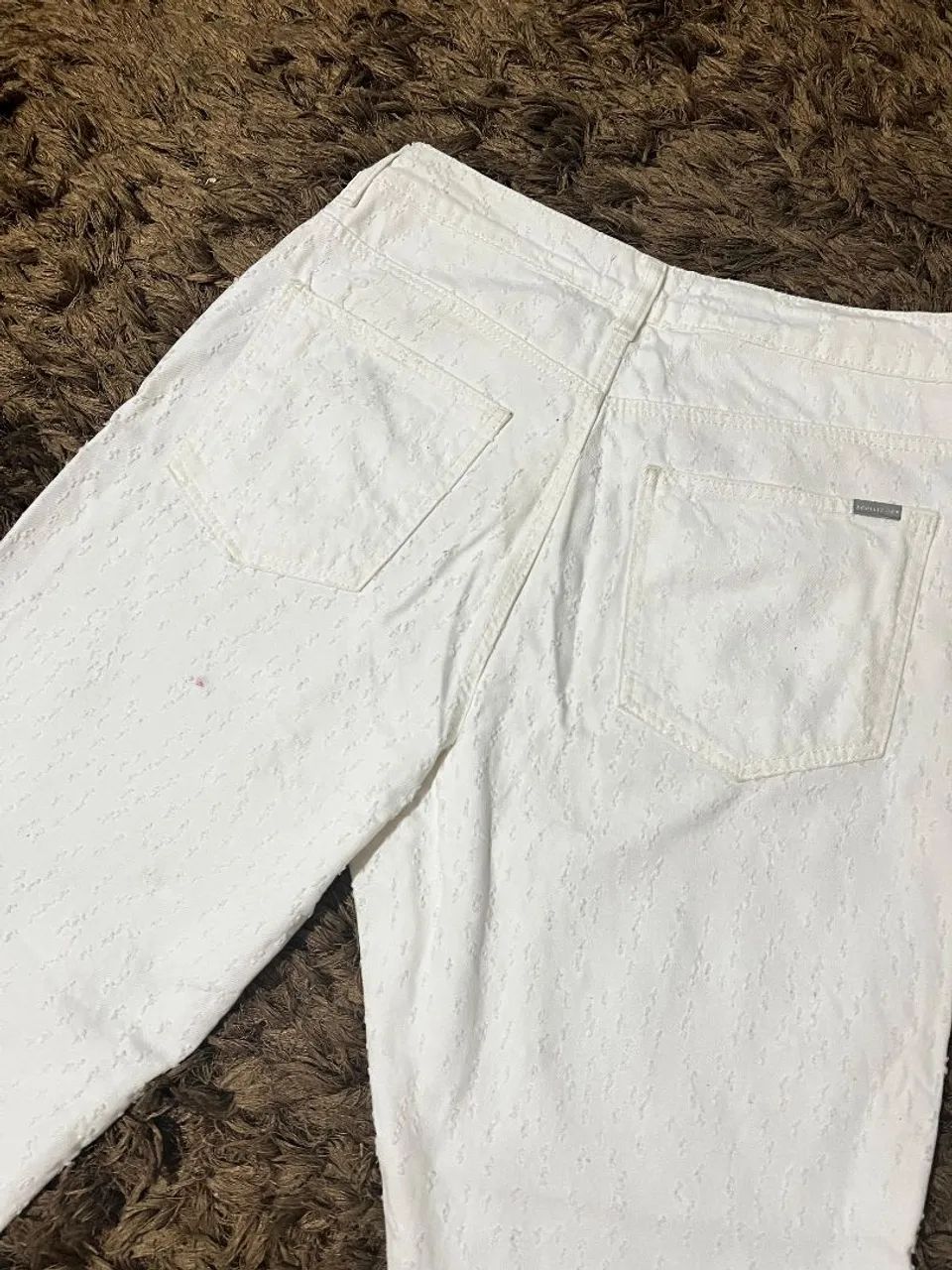 Calça jeans Off White com pérolas  - Foto 4
