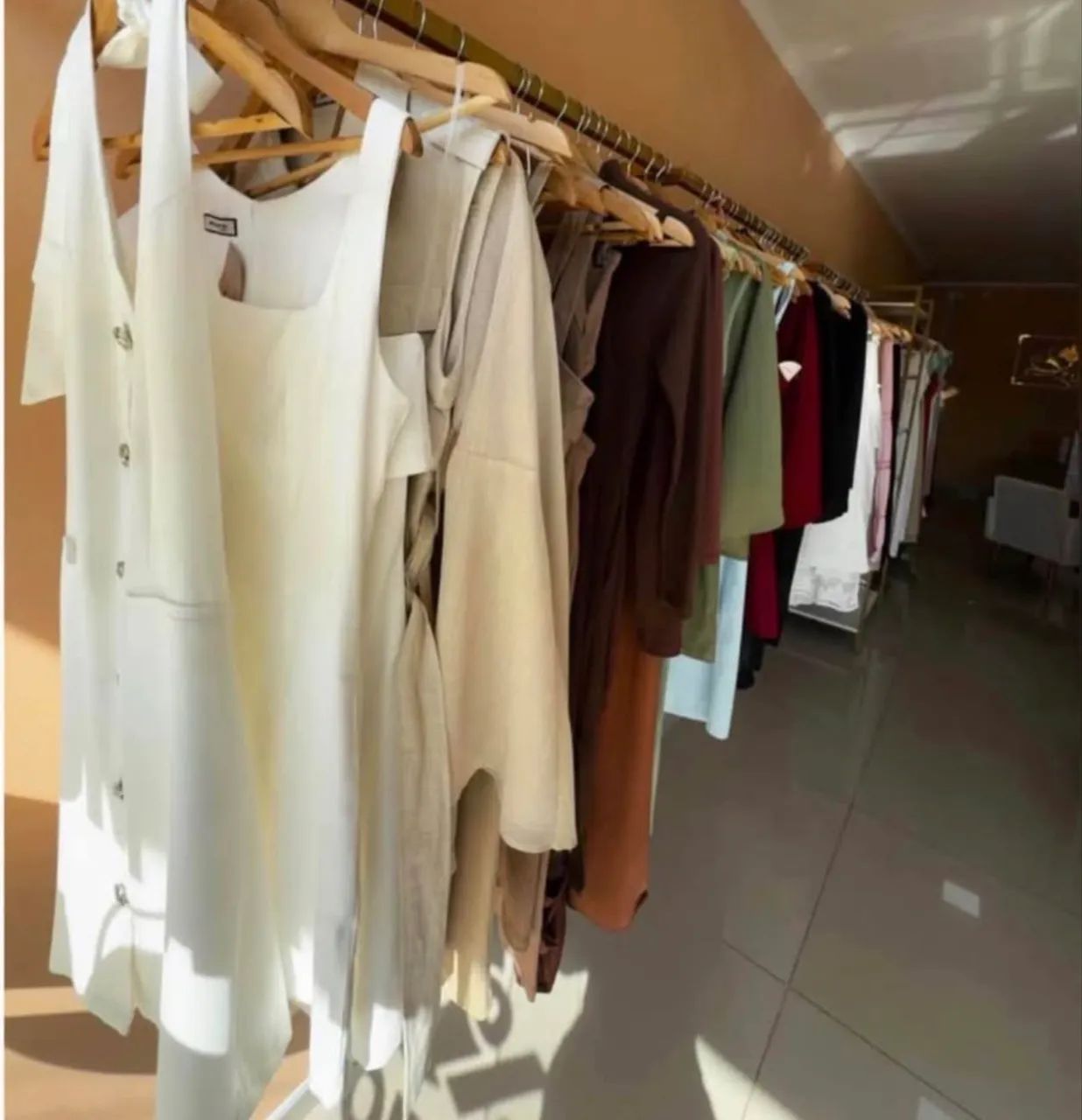 Vendo estoque de loja de roupas femininas - Foto 2