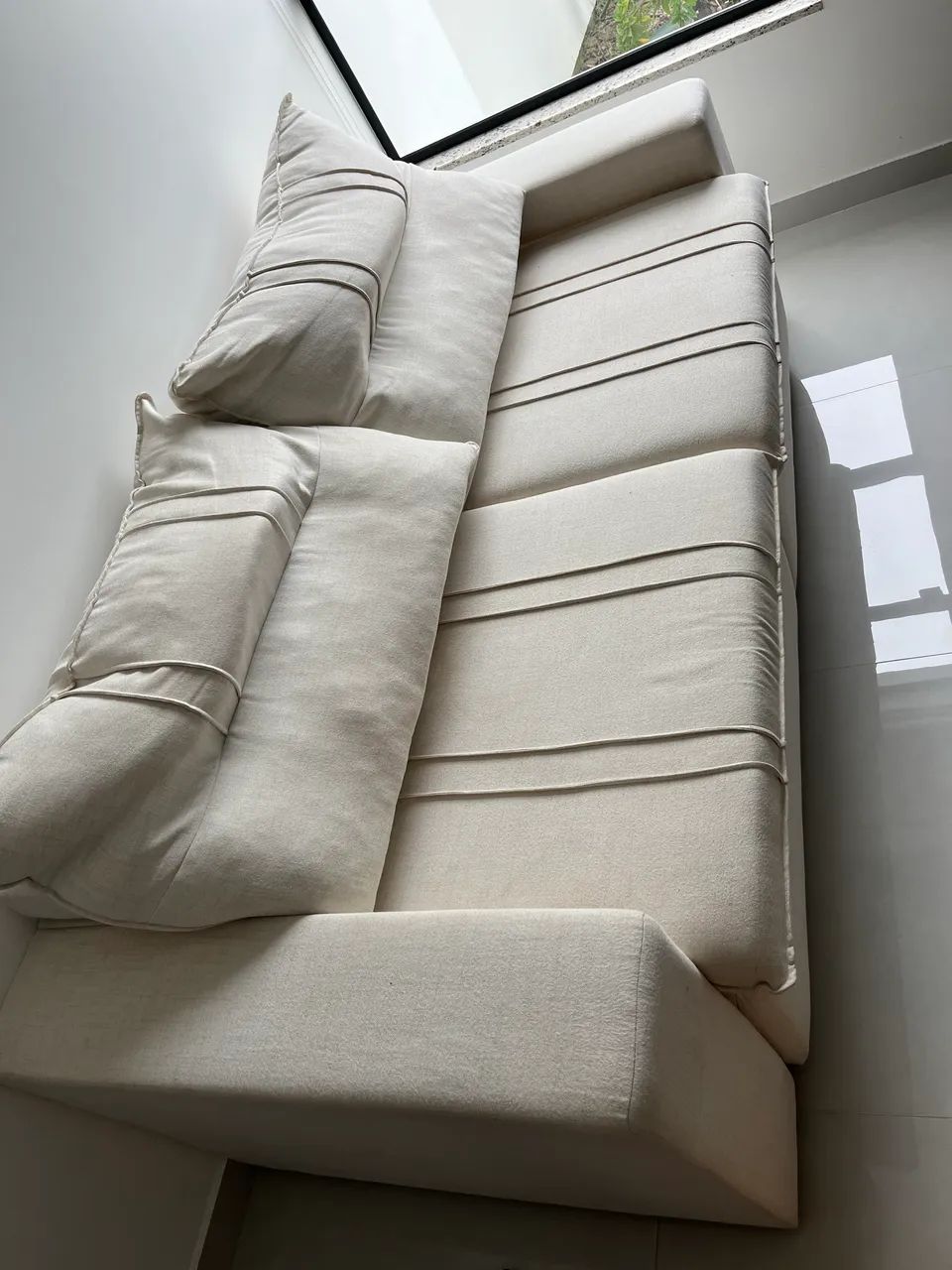 Sofá super estiloso e confortável  - Foto 3