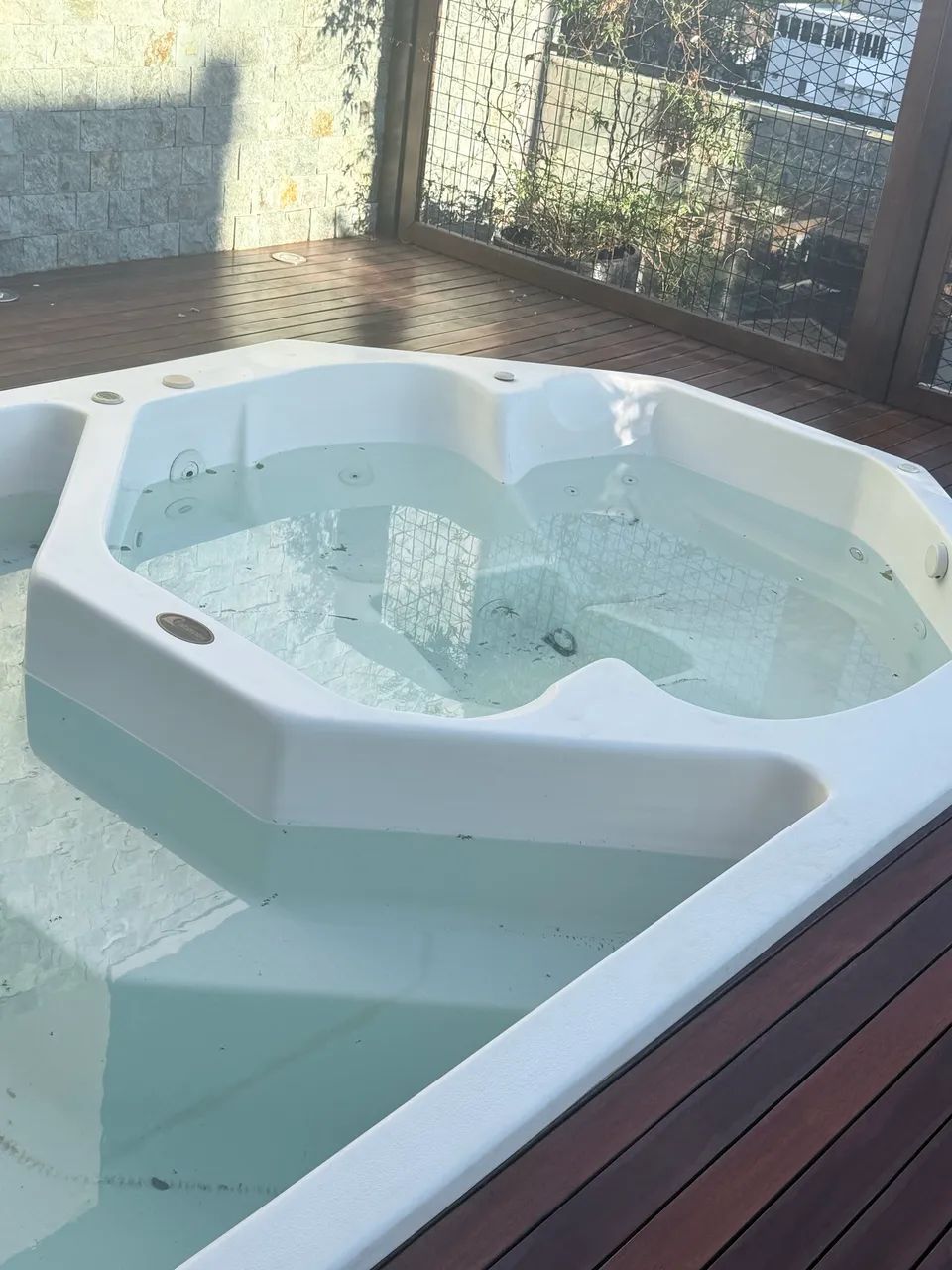 Piscina com hidromassagem  - Foto 4