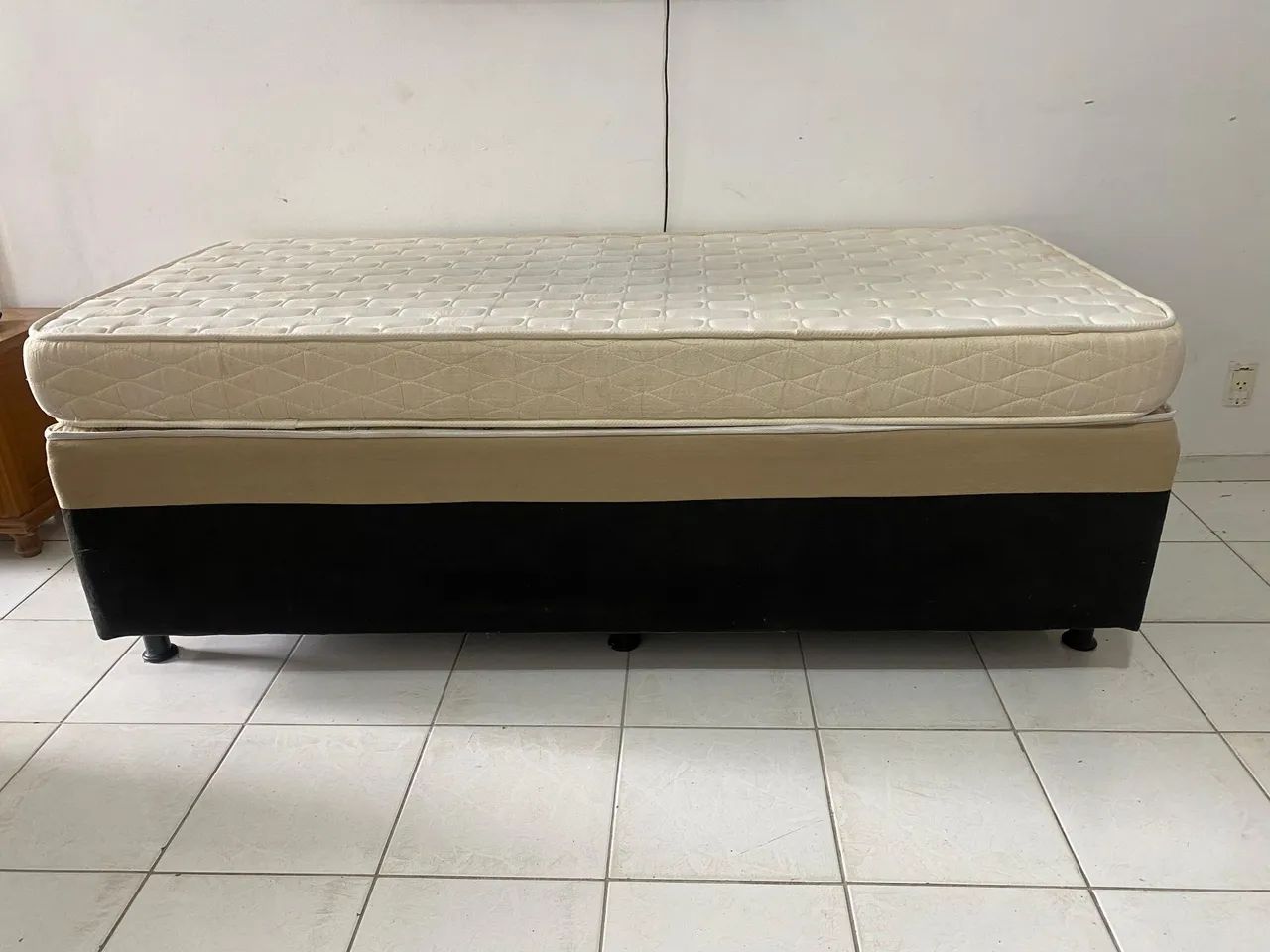 Cama box 