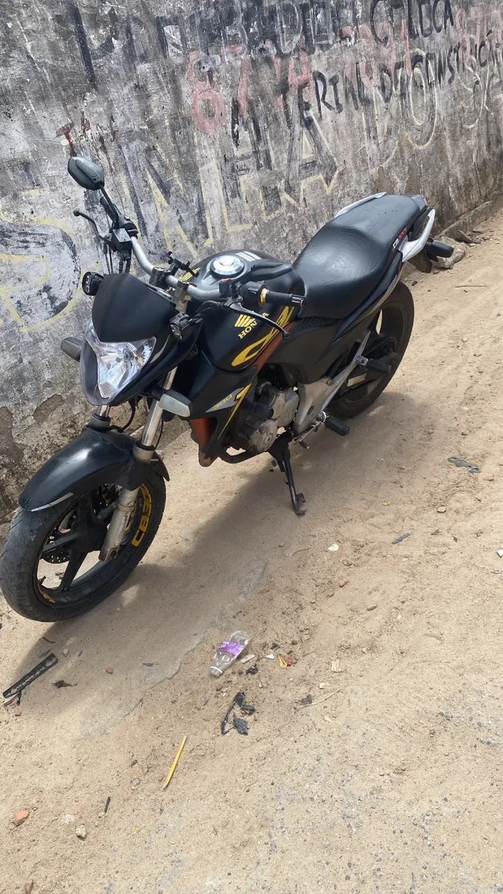 CB300 - Foto 4