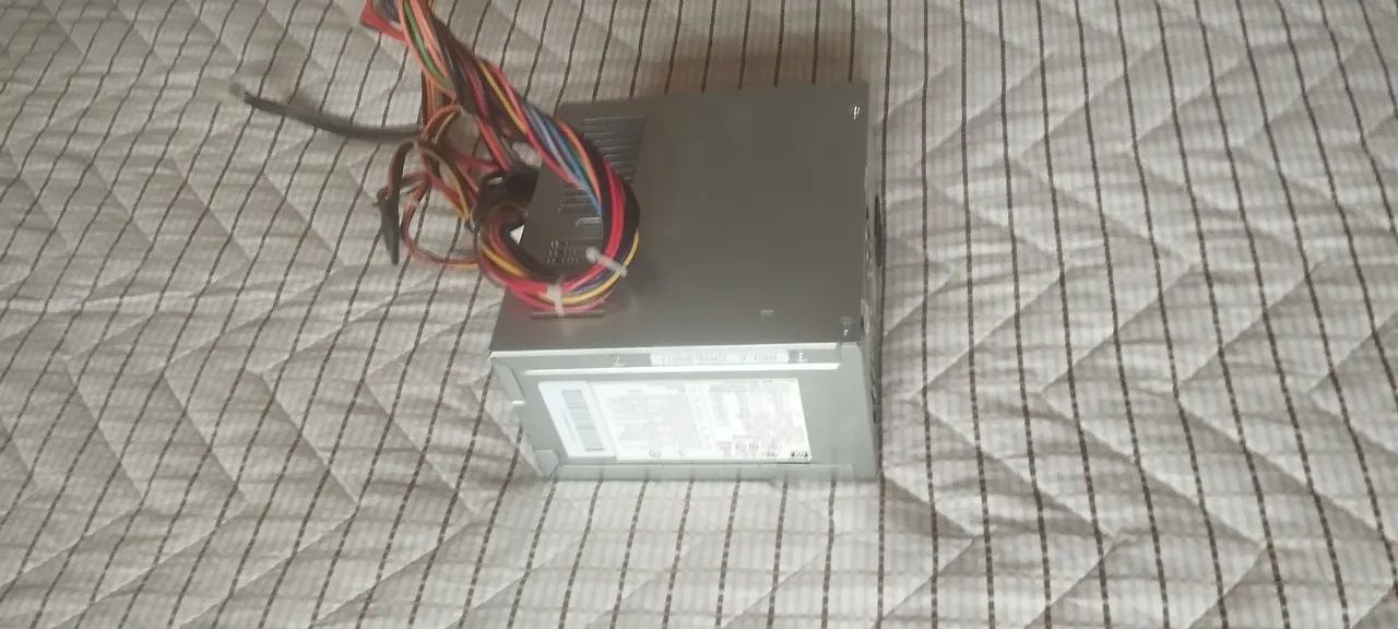 Fonte original HP mod. PC7036 300watts - Foto 2