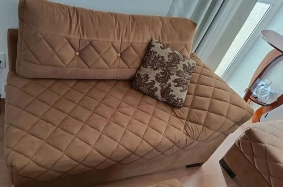 Sofá Marrom com Detalhes  - Foto 2