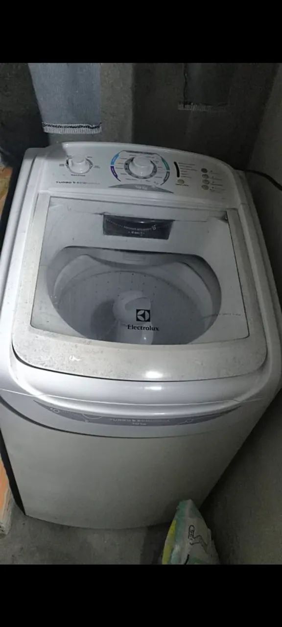 Máquina 10kg Eletrolux 