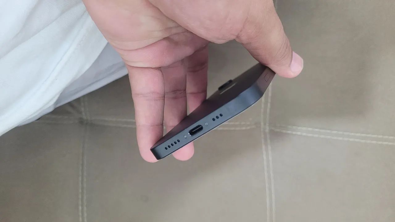Iphone 17e (1 mês de uso) - Foto 2