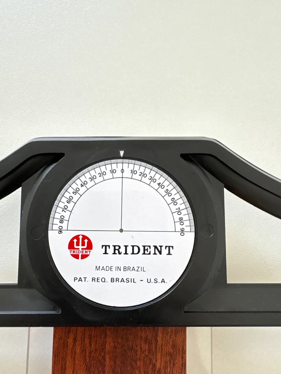 Régua em T com transferidor 80cm - Trident. - Foto 2