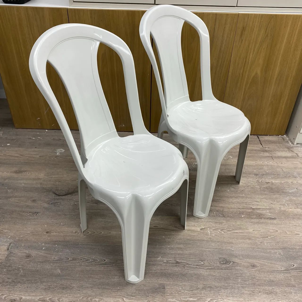 Cadeira de plástico R$25 cada  - Foto 2