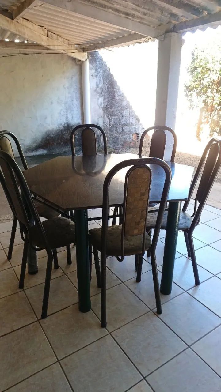Mesa de 6 cadeiras  de ferro com tampão de mármore  - Foto 2