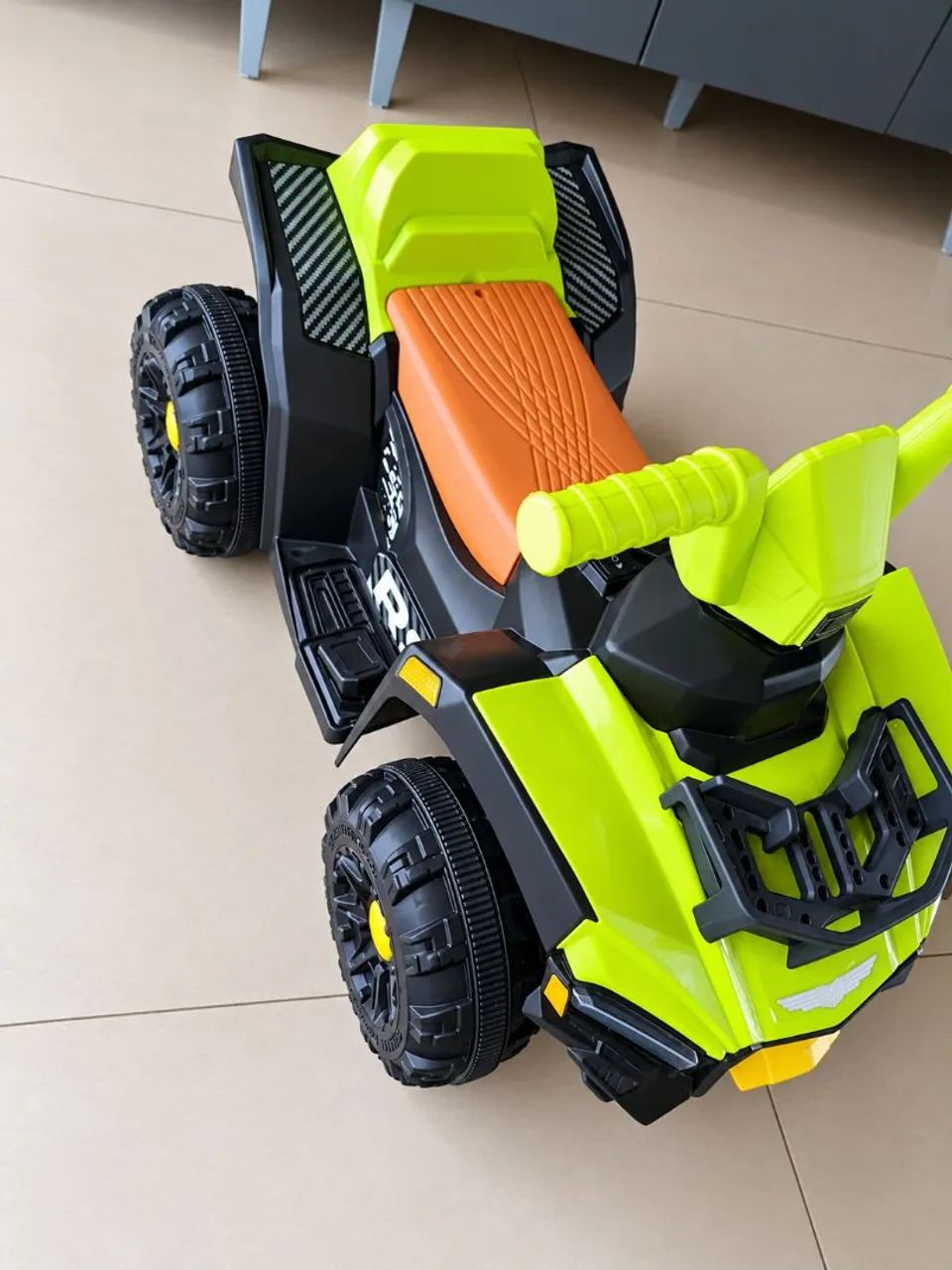 Quadriciclo Elétrico 