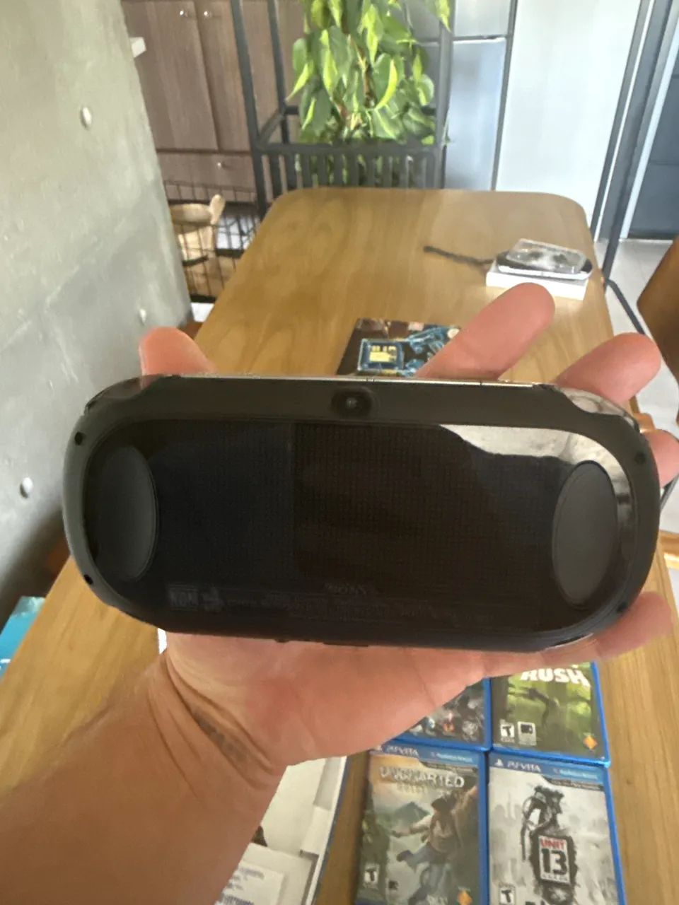 PS Vita CIB com 5 jogos - Foto 5