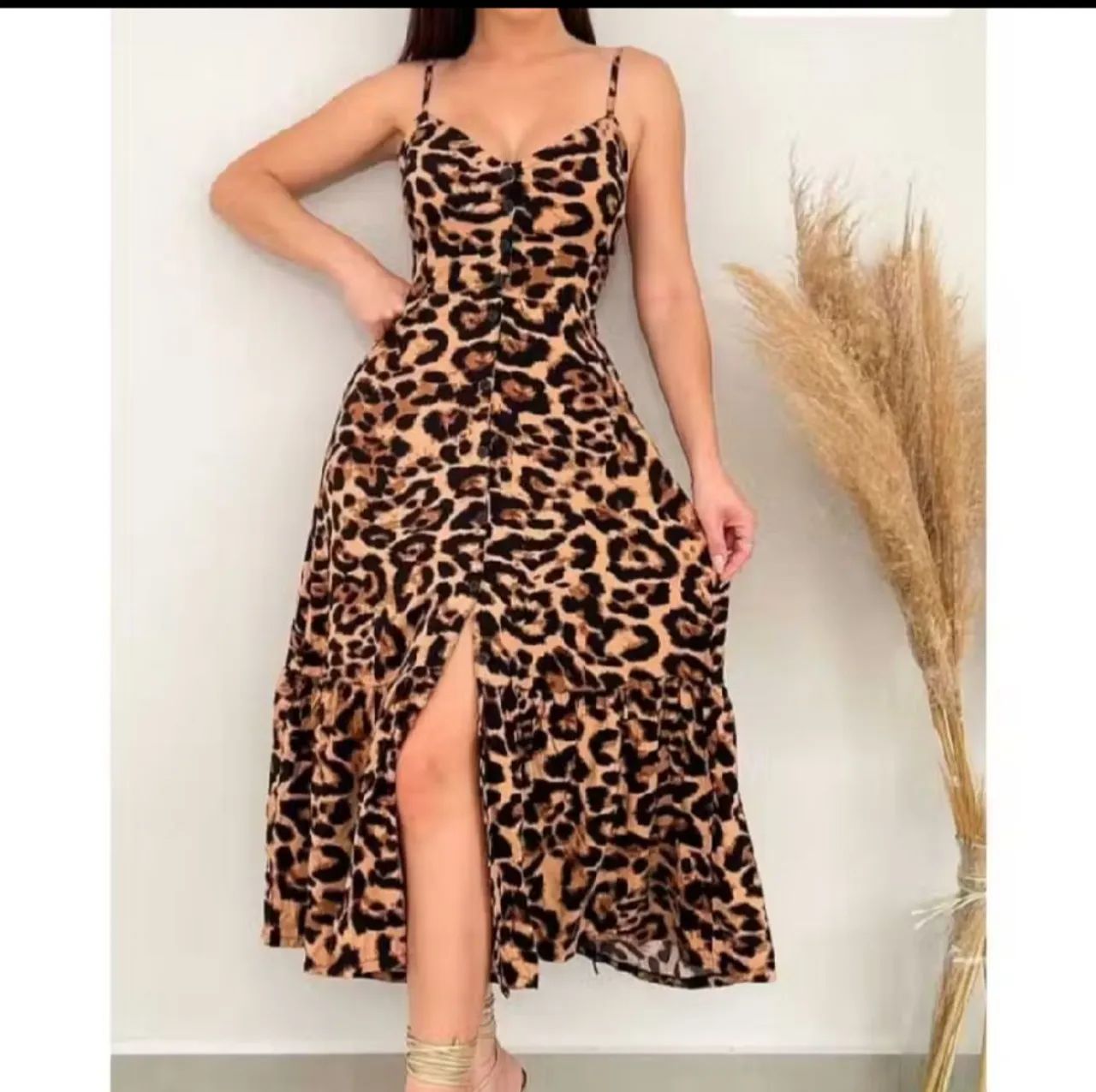 Vestido de oncinha  - Foto 3