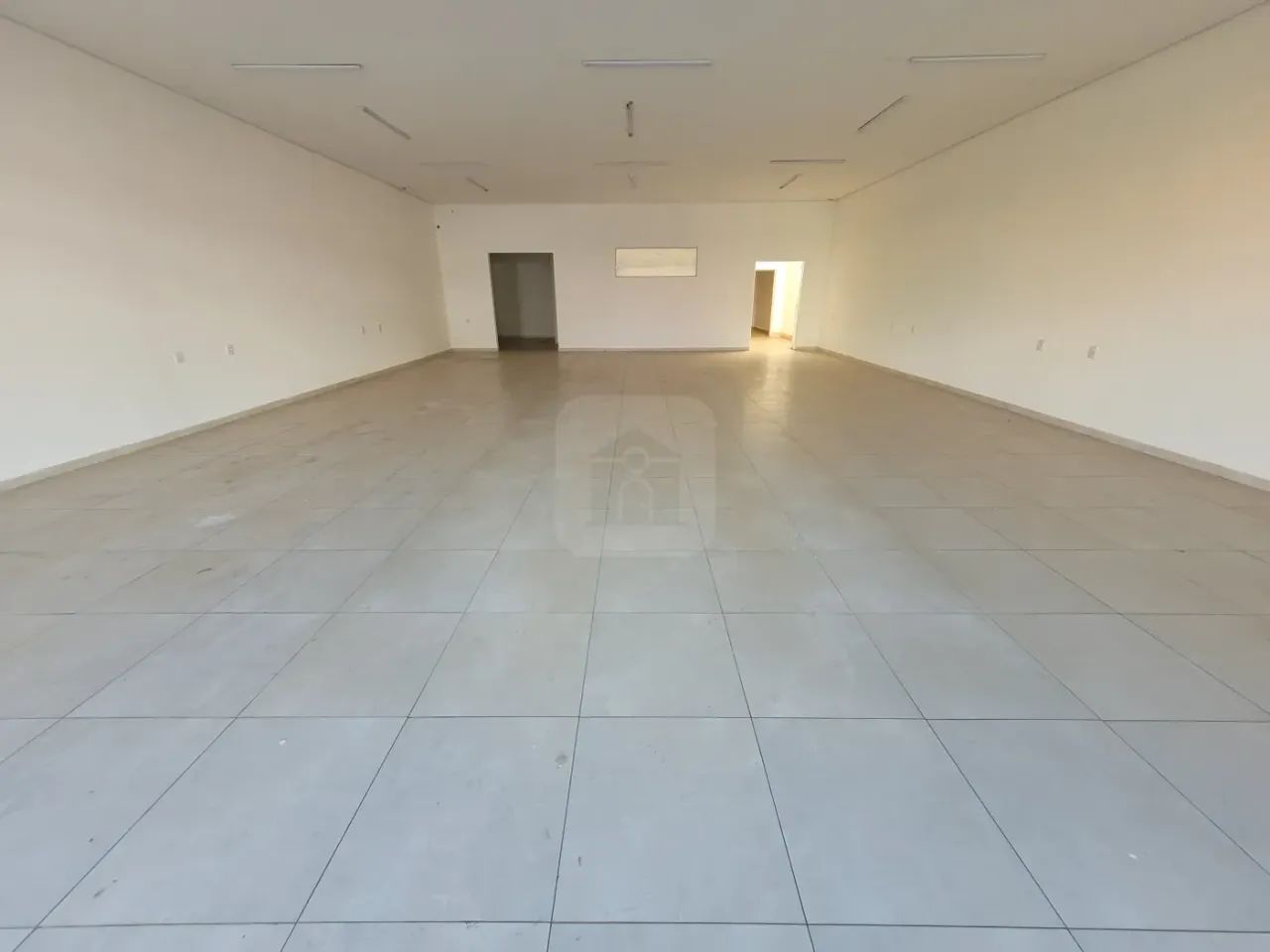 Loja comercial para locação no bairro Granada - Foto 2
