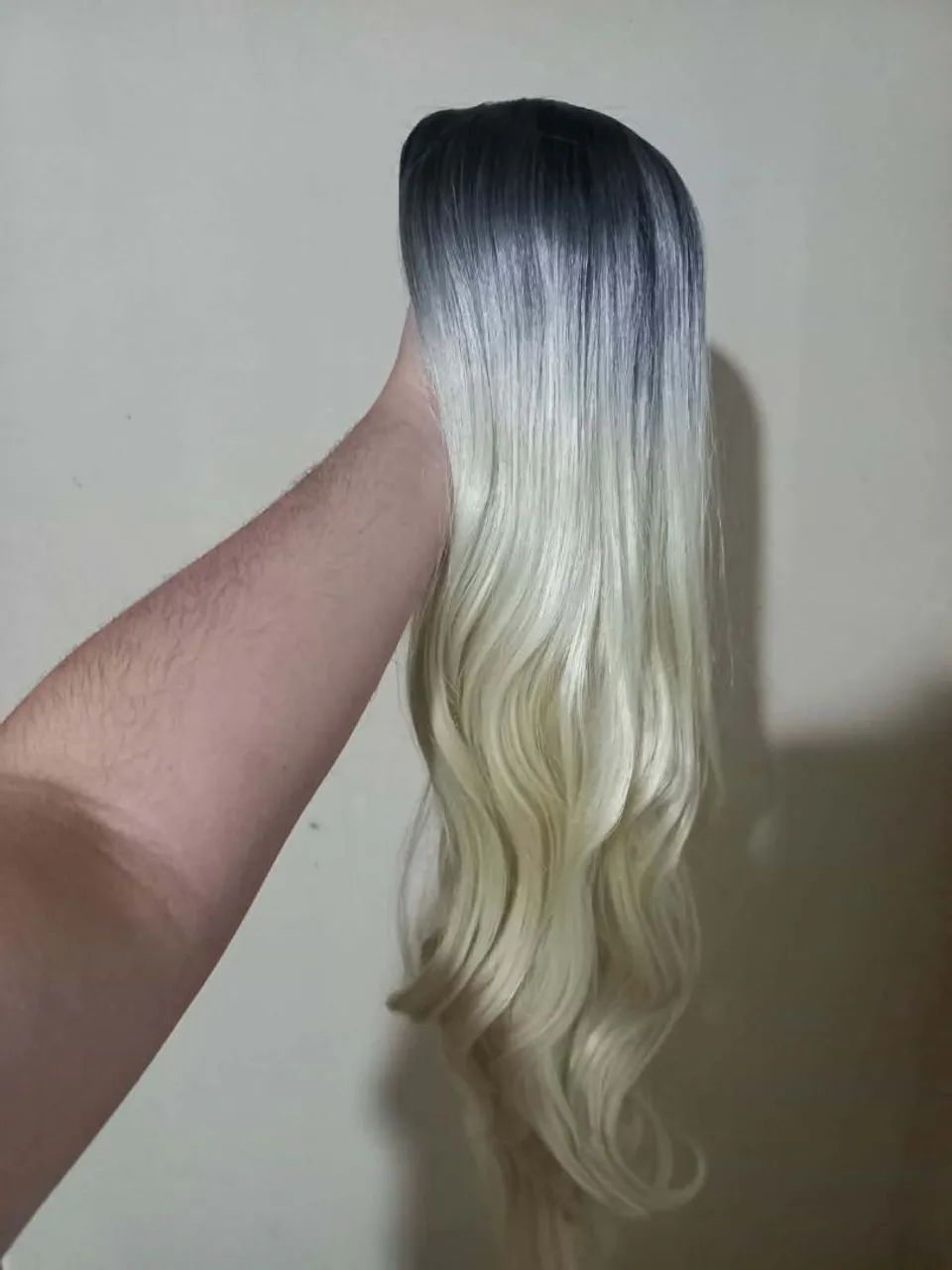 Peruca loira para cosplay