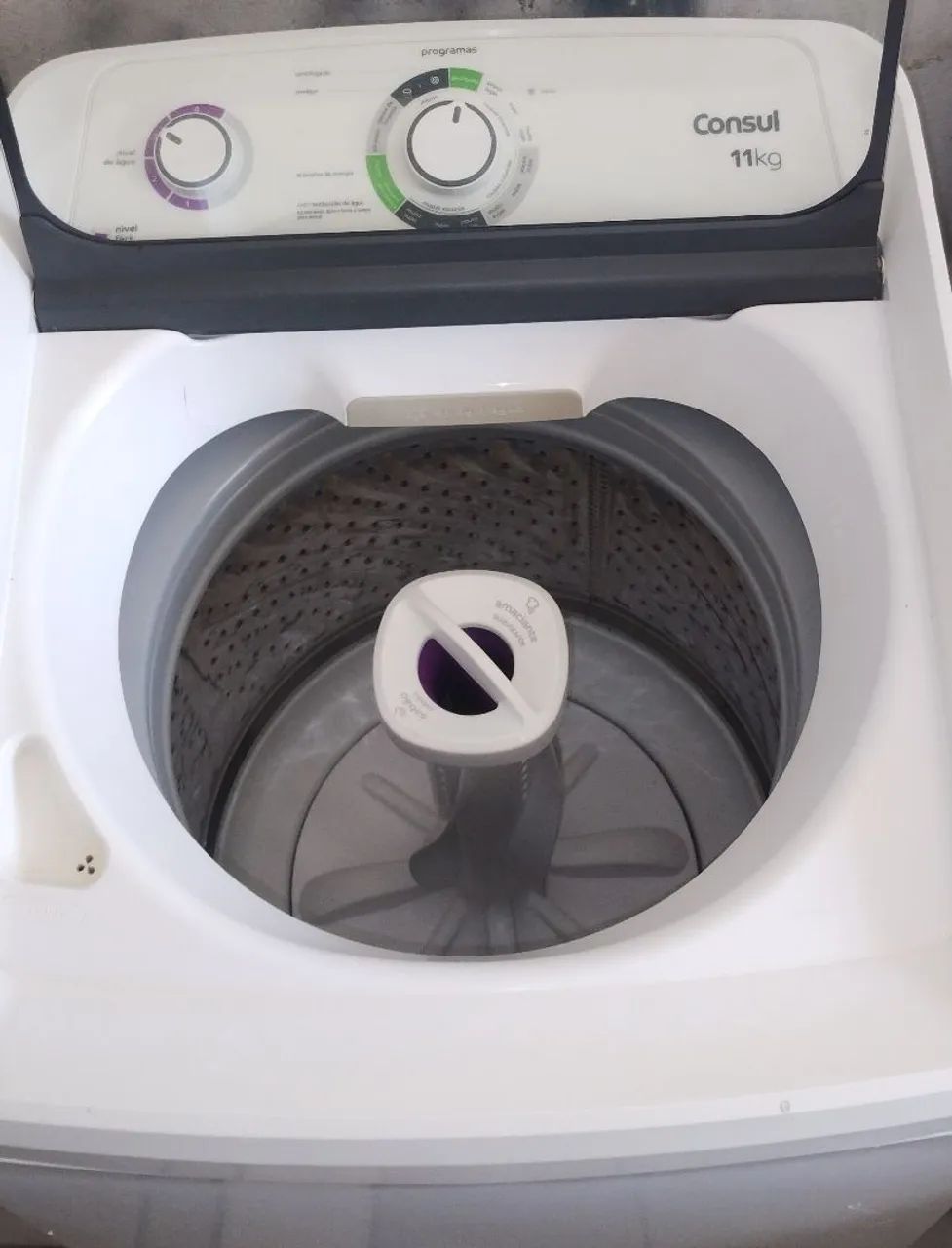 VENDO UMA MÁQUINA DE LAVA CONSUL DE 11 KILOS SEXTO INOX BEM CONSERVADA  - Foto 4