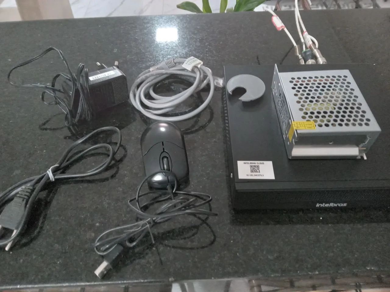 Vendo 4 câmeras intelbras - Foto 5