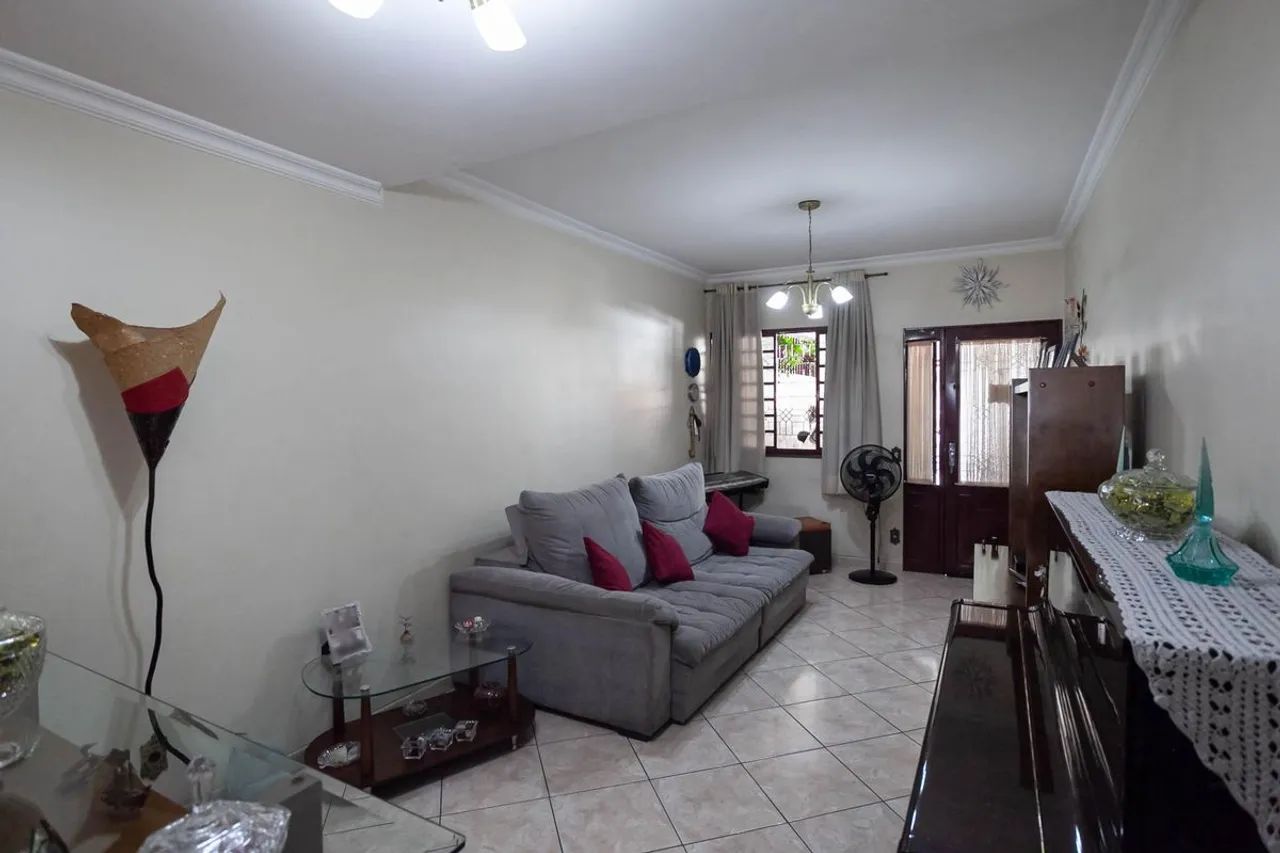 Casa à Venda - Dom Bosco, 3 Quartos, 140 m2