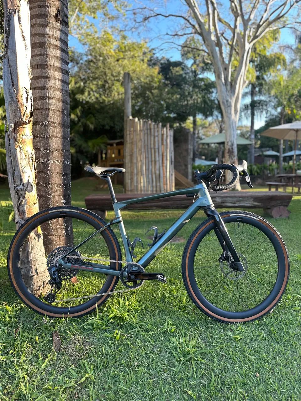 Bicicleta Gravel BMC URS TWO LT 