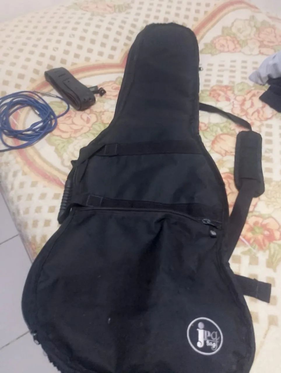 contra baixo tagima 5 cordas - Foto 5