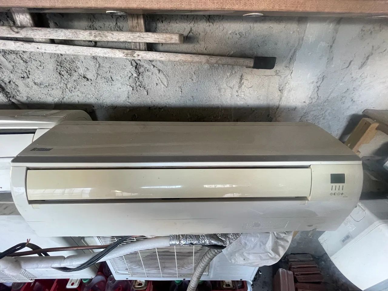 Ar Split instalado (leia anúncio)