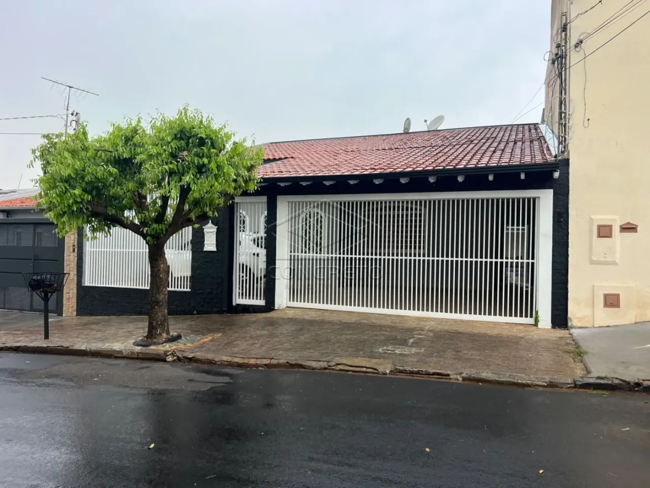 Casa à venda - Vila Pacífico