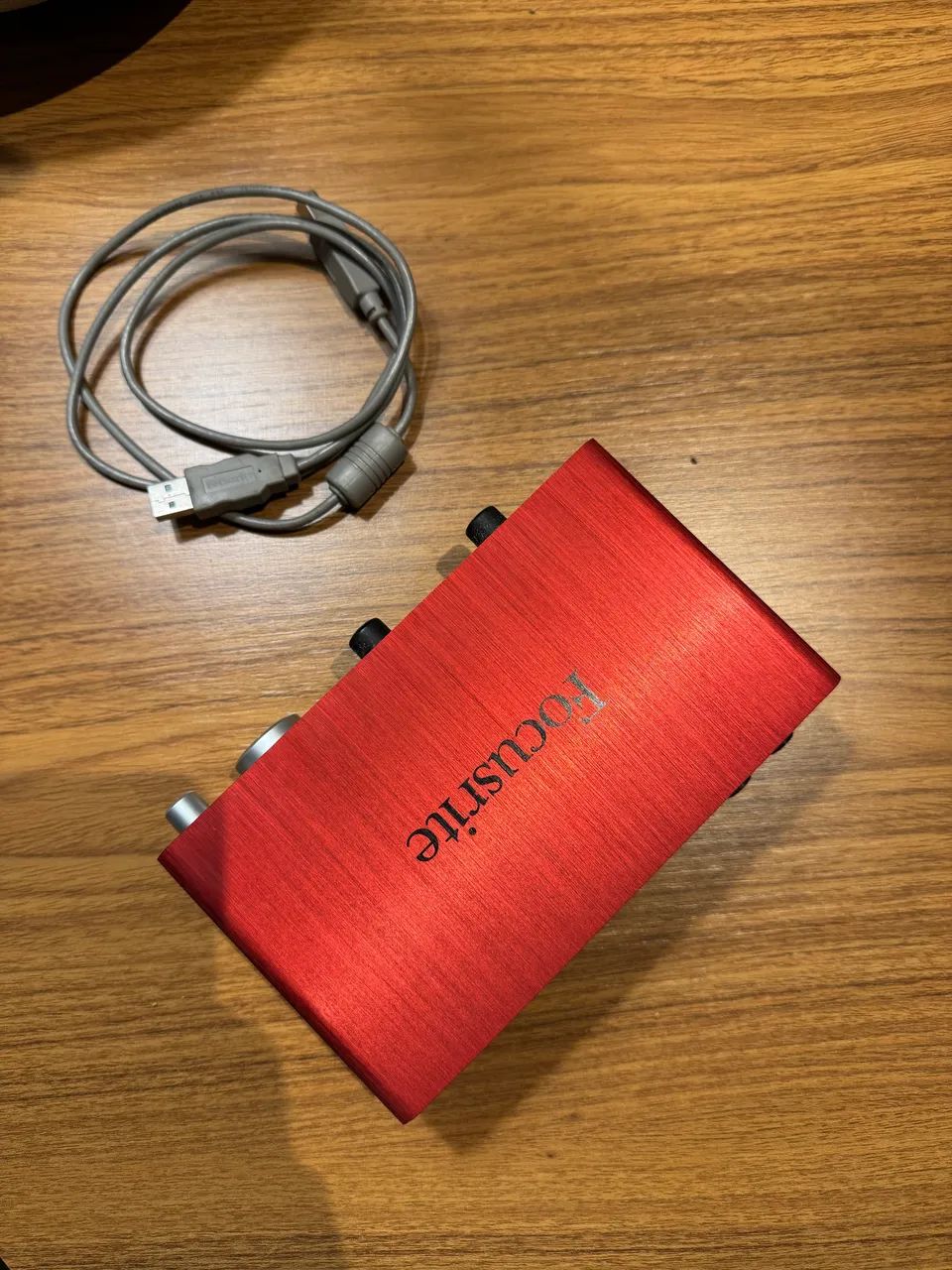 Interface de Audio Focusrite Scarlett 2i2 2nd Geração - Foto 2