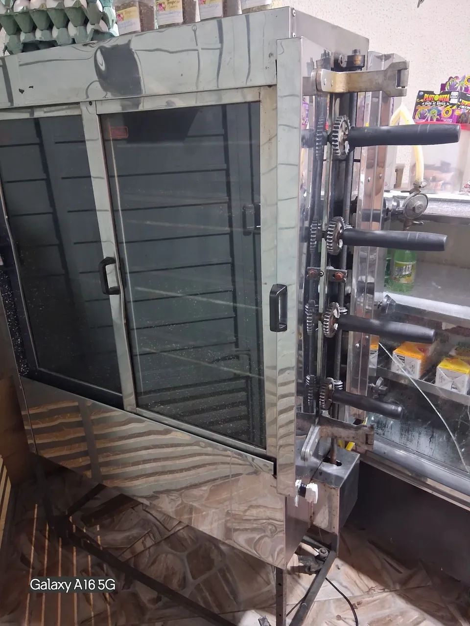 Vendo máquina de assar frango em ótimo estado  - Foto 3