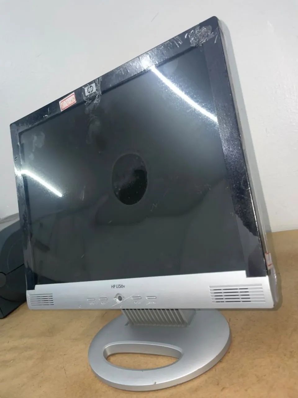 MONITOR DE 15" COM AVARIA USADO - Foto 2