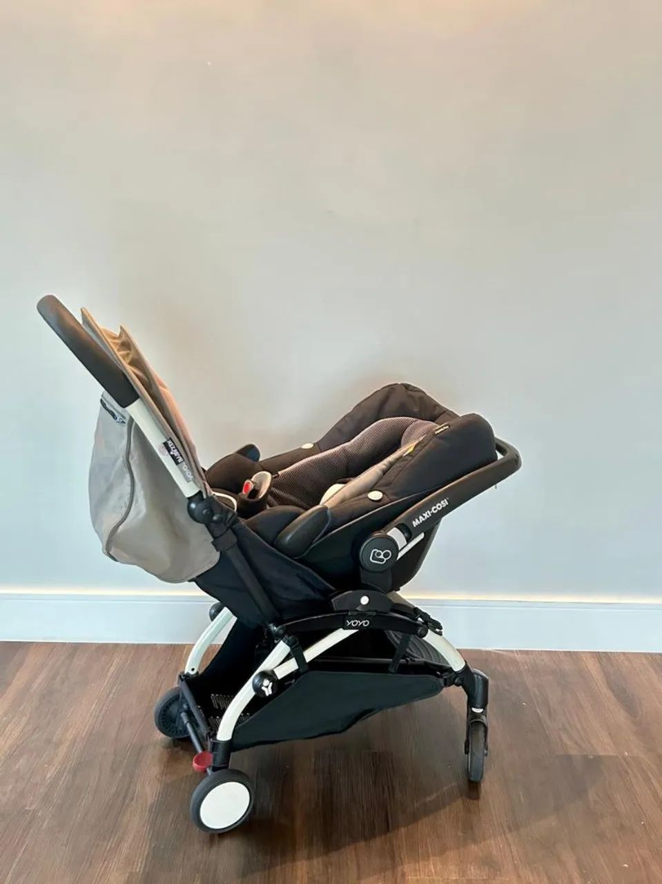 Yoyo Zen Carrinho de Bebê (com adaptador) + Bebê Conforto Maxi Cosi - Foto 3