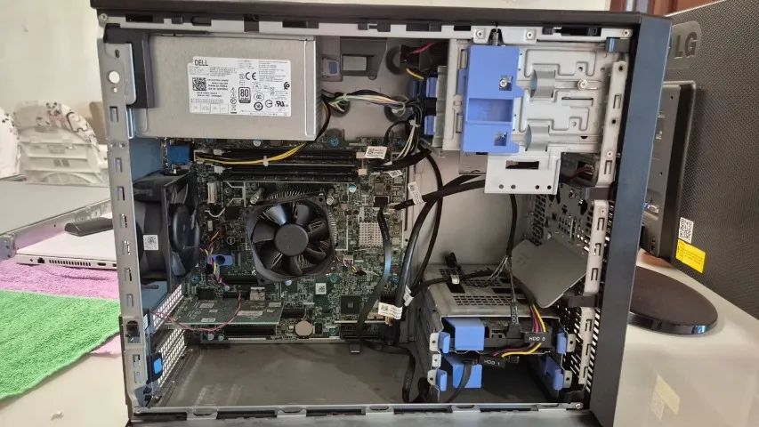 Servidor Dell PowerEdge T130 32GB 3TB - Foto 3